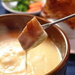 Cheese fondue set (reservations limited for 2 people or more)