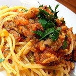 ザ・スカイ - 真鰯とフェンネル、松の実のスパゲッティ