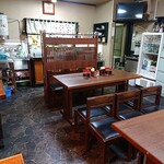 Irikin - 入金 ＠日本橋 昭和の雰囲気の店内