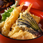 Tempura Chisou Wabisuke - ランチ特製天丼　奥久慈卵の出汁巻き天ぷら