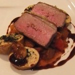 デザミ - 仔羊のロースト プロバンサル風