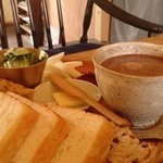 わざわざ - パンプレート