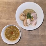 中華そばに恋焦がれて 依々恋々 - 料理写真: