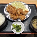 大衆食堂 てんぐホール - 鶏から(10個)定食