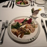 ロウリーズ・ザ・プライムリブ 恵比寿ガーデンプレイス店 - 