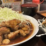 ガツ飯トンテキ食堂コロトン - 