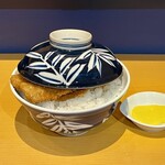 とんかつ太郎 - 特製カツ丼