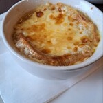 ル プティ ジャルダン - オニオングラタンスープ￥450