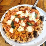 Pizzeria Parentesi - 定番マルゲリータ