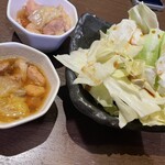 炭火焼鳥 ゆ鳥 - (コース)付き出し、キャベツ