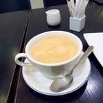 Cafe comme ca - ブレンドコーヒ。クレマトップでした。