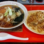 としま - チャーハンラーメンセット