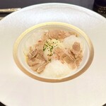 ガストロノミー ジョエル・ロブション - 前菜　とろけだす卵とクリームソースのスパゲティ