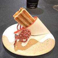 ガストロノミー ジョエル・ロブション - アミューズのホットサンド