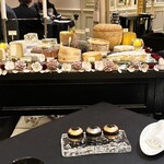 ガストロノミー ジョエル・ロブション - チーズワゴン