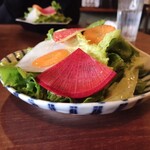 Cafe'会英楼 - 彩りが可愛いサラダ