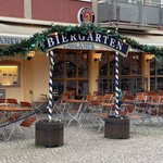 Romer Pils Brunnen - こちらは満員で入れなかったPaulaner でも入らなくて良かったですw