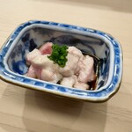 日本橋蛎殻町 すぎた - 松皮鰈  かわはぎ 肝醤油で