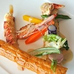 トランテアン - オマール海老と地元野菜のフイユテ