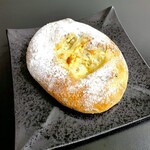 渋谷まる福 - 黒ゴマとクリームチーズ 