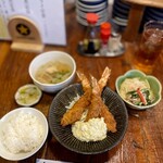 鎗屋町 つぶらや - エビフライ定食 1250円