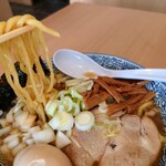 MUTTA - ド煮干しラーメン