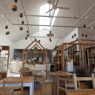 アンド ライフ カフェ_2