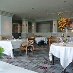 トランテアン - 落ち着いた店内