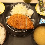 松乃家 - 得朝ロースかつ定食（お新香）＋ふりかけ