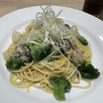 Deni zu - 播磨灘産牡蠣とトロトロ冬野菜のスパゲッティ