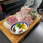 西村食堂 - 料理写真:熟成感あるサシモリ。UMAMIが濃い