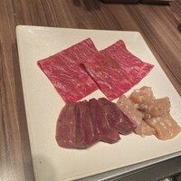 焼肉うしごろ 新宿三丁目店 - 