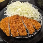 松のや - 料理写真:ロースかつ定食 ¥590