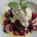 味惑創作 かのん - 自家製ガトーショコラとバニラアイス♪