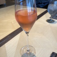 ブッフェアンドカフェ スロープサイドダイナー ザクロ - 乾杯のスパークリングワイン
