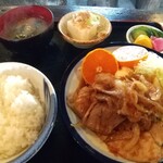 南総庵 - 生姜焼き定食 980円