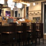 鳥やき串英 - カウンター席