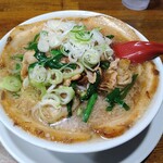 らーめんやどがり屋 - 豚ぶたラーメン