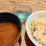 Misoraya Hanare - 炊き込みご飯と濃いめの味噌汁