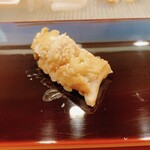 小判寿司 - 崩れるほどに煮た穴子
      
      美味しいが口元に入る前に、ふわふわの身が寿司と崩れる