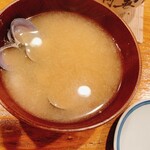 小判寿司 - しじみのお味噌汁
      
      ほっと落ち着く味
      しじみの旨み滋味がよく出てて美味しい