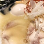 RAMEN 風見鶏 - 鶏白湯！！