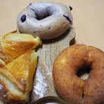 ダン・ブラウン - パン達