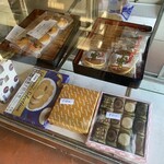 青木菓子店 - 料理写真:ショーケース