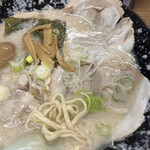 Yatai Ramen Tonkotsu Takao - 麺もこんばんは。