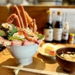 博多炉端 魚男 - 名物？ポセイ丼（1,408円税込）