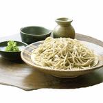 Washoku Enishi Sobakiri - 福井県産・富山県産・北海道産など・・・その時期に一番香り、甘みのあるお蕎麦を使い、自家製粉本格手打ち蕎麦を提供しております。