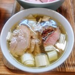ユナイテッド ヌードル アメノオト - 昆布水つけ麺(塩)チャーシュー増し