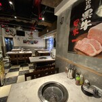 黒毛和牛焼肉 新宿肉善 - 