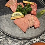 焼肉 宮中 - 